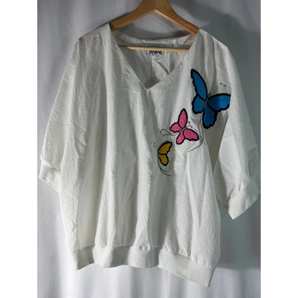 Orare‎ Vintage White Butterfly Applique V-Neck Blouse Made in USA Textured Top